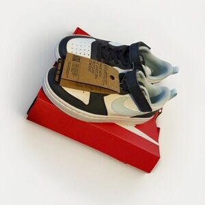 Nike Kids' Black and White Sneakers